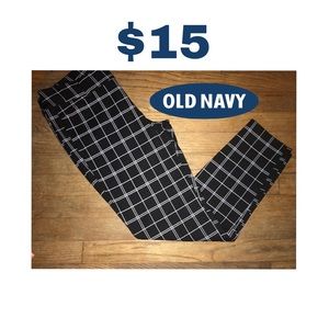 🔵Old Navy Mid-Raise Pants
